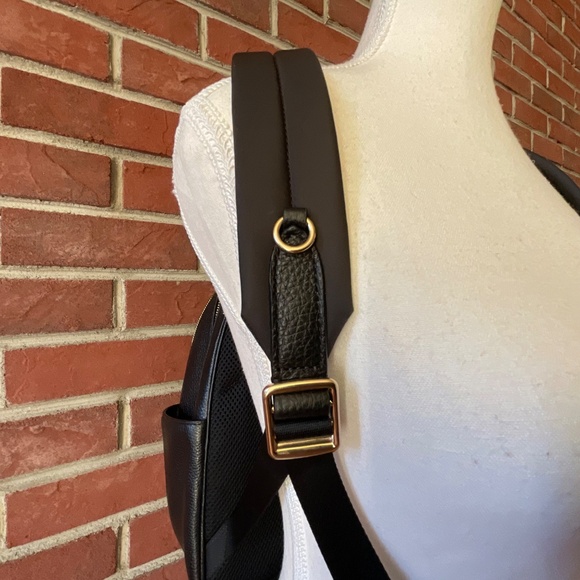 Coach 5666 Medium Court Backpack Black Pebble Leather - Picture 14 of 16